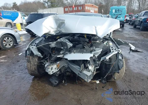 2017 Jaguar Xj z USA, uszkodzony, nr VIN SAJWA1C71H8W12440